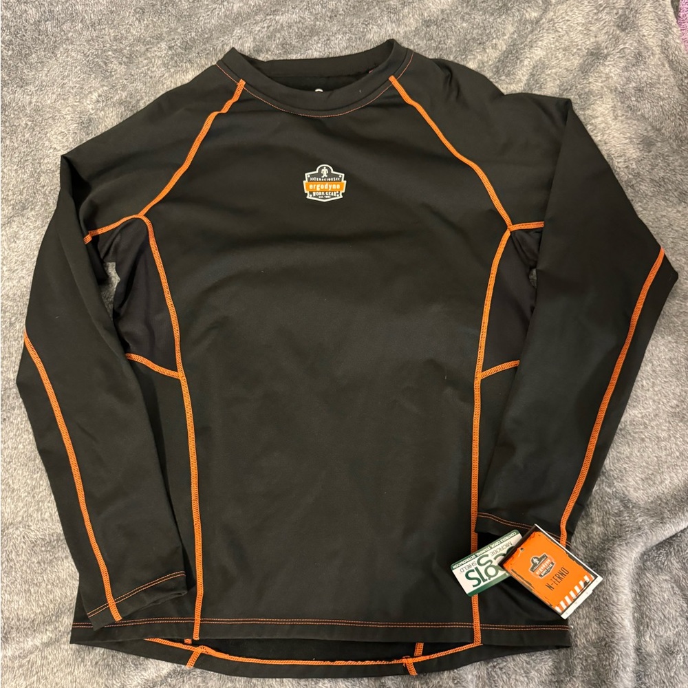 Erode n-ferns long sleeve shirt new, with tags size M